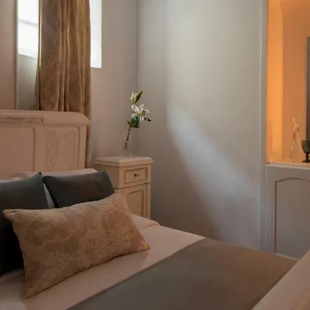 For Seasons Mansion Apartment *