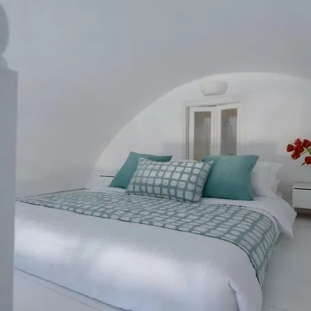 Apartment For Seasons Mansion