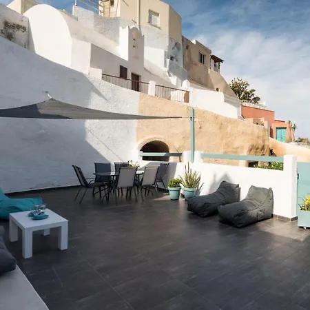 For Seasons Mansion Santorini Island