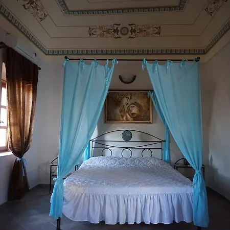 וילה Four Seasons Mansion *
